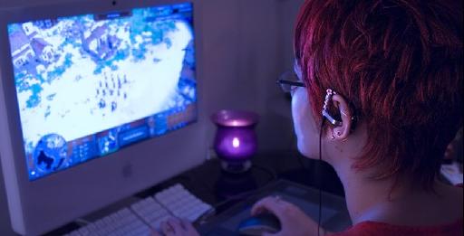 Женщины, играющие в онлайн-игры, чаще занимаются сексом